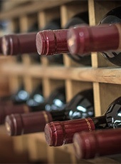 As melhores dicas para armazenar corretamente seus vinhos